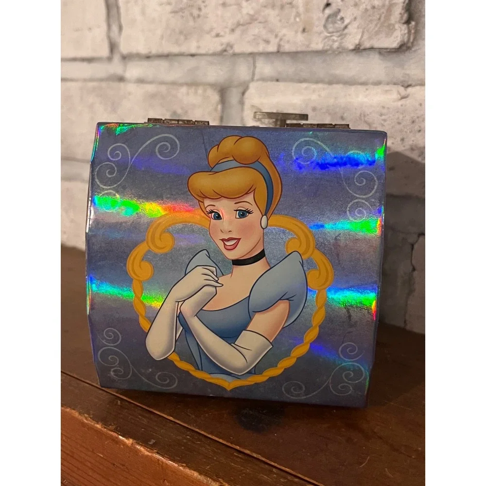 Vintage‎ Early 2000s Cinderella Musical Jewelry Box